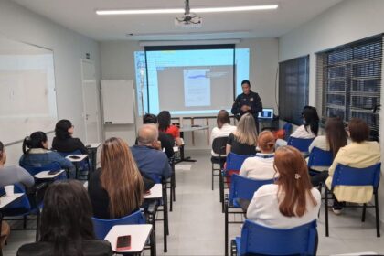 Patrulha Maria de Penha debate violência contra a mulher em empresa de Diadema
