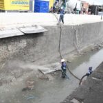 Semasa conclui obra de contenção do Córrego Guarará e reforça preservação da estrutura
