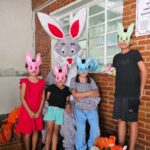 Páscoa começa mais doce com entrega de chocolates às famílias atendidas pelos CRAS