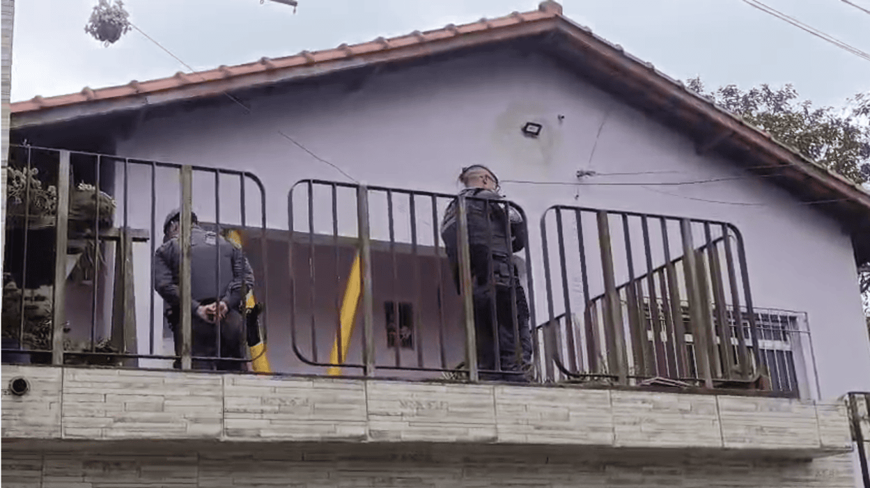 Idosas são torturadas com água quente durante assalto em Santo André