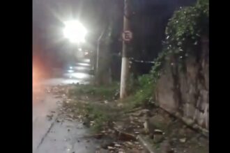 Muro desaba e compromete trecho da Estrada Galvão Bueno em São Bernardo