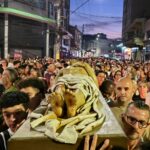 Paróquias de Ribeirão Pires realizam Procissão de Sexta-Feira Santa e reúnem mais de 5 mil fiéis