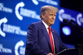 Trump ameaça Irã: 'Uma civilização inteira morrerá esta noite'