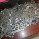 Motorista tem carro guinchado, se revolta e paga taxas com moedas em São Bernardo