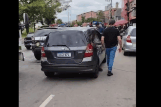 Homem com distintivo falso é baleado em troca de tiros em Santo André