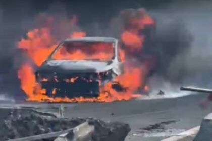Explosão de caminhão-tanque deixa mortos e interdita a Via Dutra