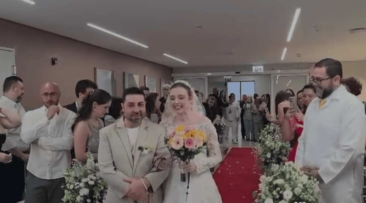 Emocionante: paciente com câncer realiza sonho de casamento dentro de hospital no ABC