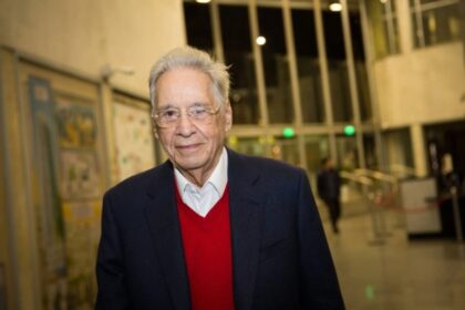 Justiça determina interdição de Fernando Henrique Cardoso por agravamento de Alzheimer