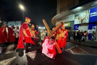 Procissão de Sexta-feira Santa reúne fiéis em Ribeirão Pires nesta sexta (3)