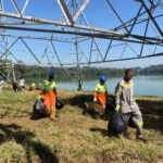Emae promove ação de limpeza na Represa Billings com voluntários na Ilha do Bororé