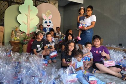 Assedec distribui chocolates e torna Páscoa de 400 crianças mais doce em Mauá