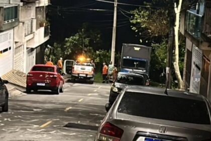 CETESB manda empresa fechar sistema, limpar galerias e jogar 20 mil litros de água após vazamento de produto químico no cooperativa
