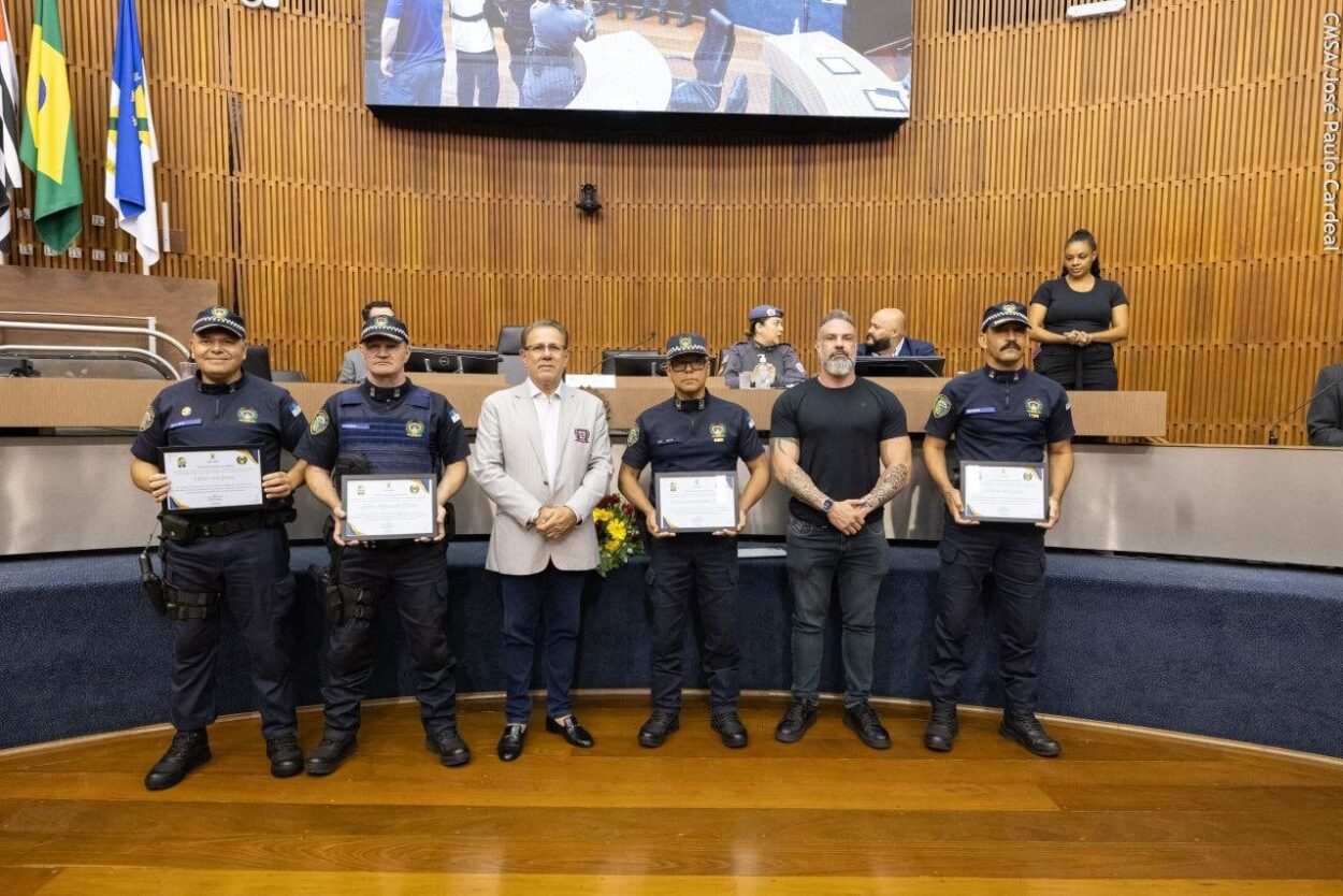Câmara celebra Dia do Policial com homenagens a profissionais da segurança pública