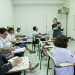Escola de Ouro abre inscrições para curso de cuidador de idosos