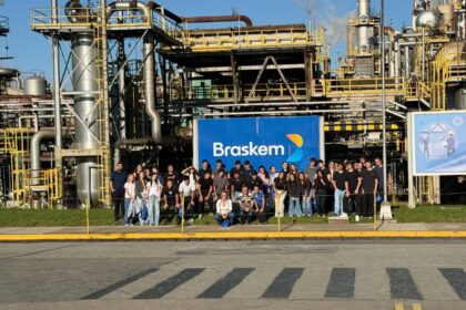 Braskem recebe estudantes da FGV em visita à unidade do ABC com foco em sustentabilidade