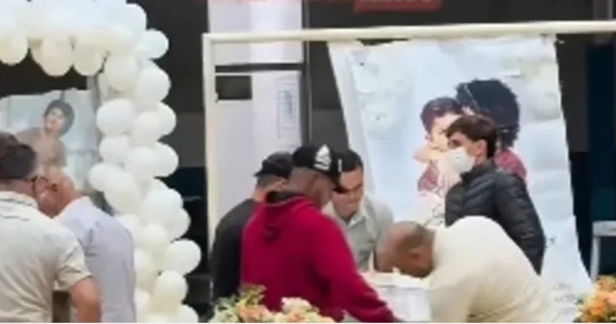  Sob forte comoção, irmãos Sophia e Isaías são sepultados em Alagoas