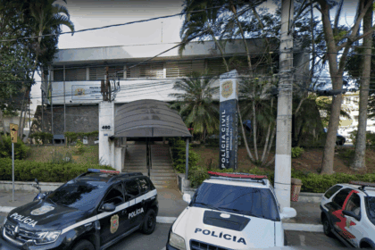 caso segue sob investigação pelo 1º Distrito Policial de São Bernardo, que aguarda os resultados da perícia no local e do exame de corpo de delito.