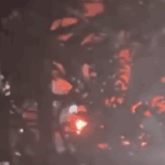 Polícia Militar e o Corpo de Bombeiros foram mobilizados na noite de quinta-feira (30) para combater um incêndio