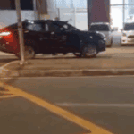 Motociclista fica ferido em acidente com carreta na avenida Senador Vergueiro