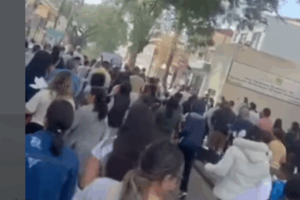 Em São Bernardo, caminhada mobiliza comunidade escolar pela paz na Paulicéia