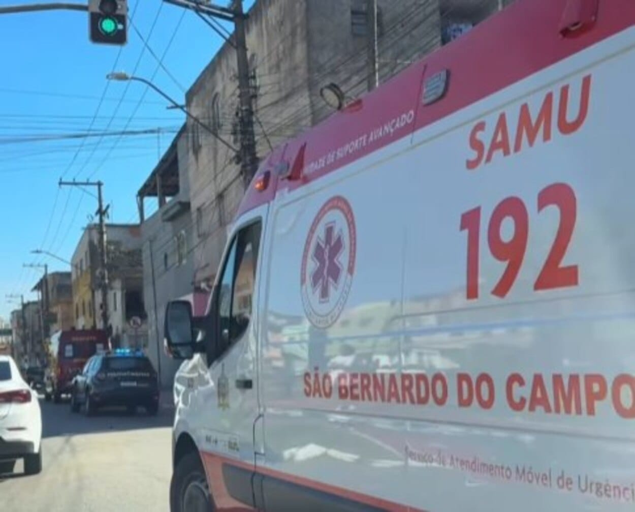 Idoso é atropelado na avenida pery ronchetti, em São Bernardo