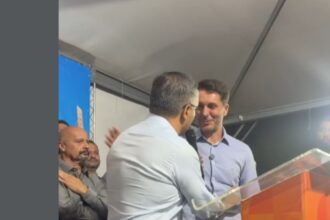 Obras de pavimentação começam em 27 ruas do pós-balsa e prefeito anuncia pronto atendimento 24 horas