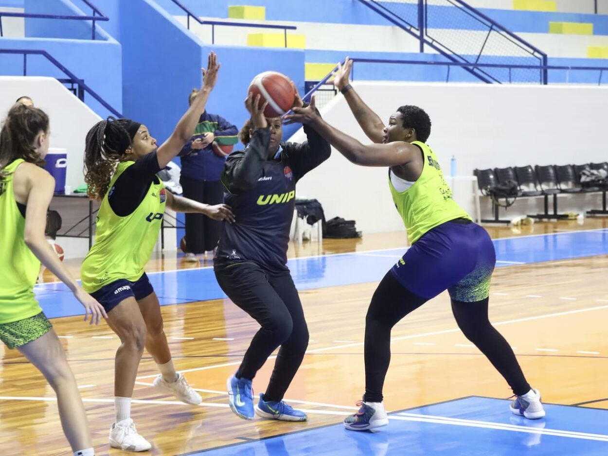 Santo André recebe Copa da Liga de Basquete Feminino no Complexo Pedro Dell’Antonia