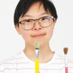 Aos 14 anos, artista com Down e Autismo ganha exposição no Museu da Inclusão em SP