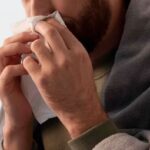 Vírus que começa como “resfriado” já levou mais de 37 mil brasileiros a hospitais em 2026