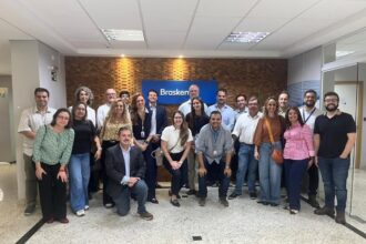 Braskem recebe lideranças empresariais do ABC em visita para fortalecer conexão com a indústria local saudáveis e cria categoria de suplementação em loja de São Caetano Do Sul