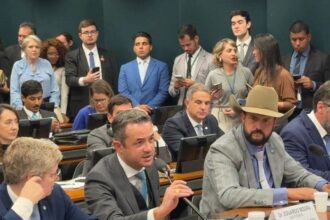 Advogado do ABC que participou da defesa de deputados punidos pelo Conselho de Ética sobe o tom: "aberração jurídica"