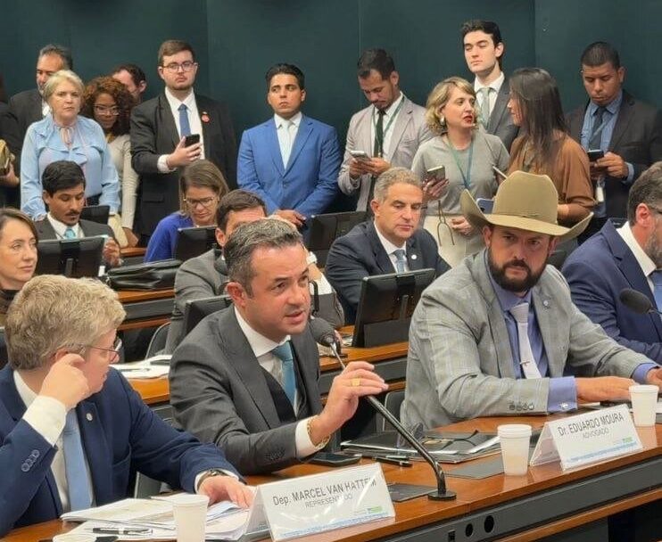 Advogado do ABC que participou da defesa de deputados punidos pelo Conselho de Ética sobe o tom: "aberração jurídica"