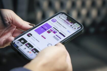 Com reforço de novas funcionalidades, app SP Mulher Segura ganha campanha nas redes para incentivar downloads