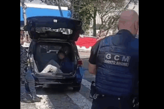Homem que assaltou casal e levou aliança e celulares é preso pela GCM em Santo André