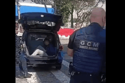 Homem que assaltou casal e levou aliança e celulares é preso pela GCM em Santo André