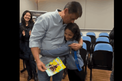 Governador entra no clima e garante ingresso para a feijoada beneficente da atleta mirim de SBC Rebeca Bem Te Vi. Foto: Divulgação