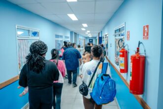 Creche Noturna inicia 1º dia de atendimento em São Bernardo para ajudar pais que estudam ou trabalham à noite