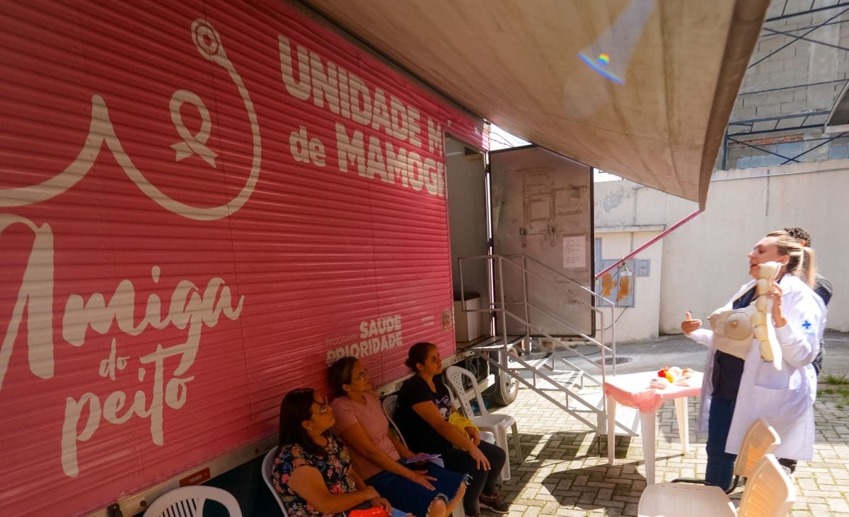 Carreta da mamografia percorre 11 endereços de São Bernardo no mês de junho