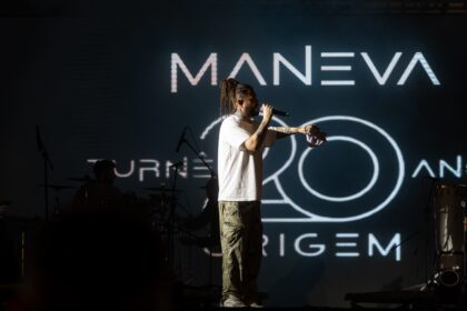 Com grandes sucessos, Maneva celebra 20 anos de carreira no 2º Arraiá do Paço de São Bernardo
