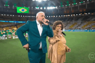 Vozes desencontradas: Belo e Alcione dividem opiniões em interpretação do Hino Nacional no Maracanã