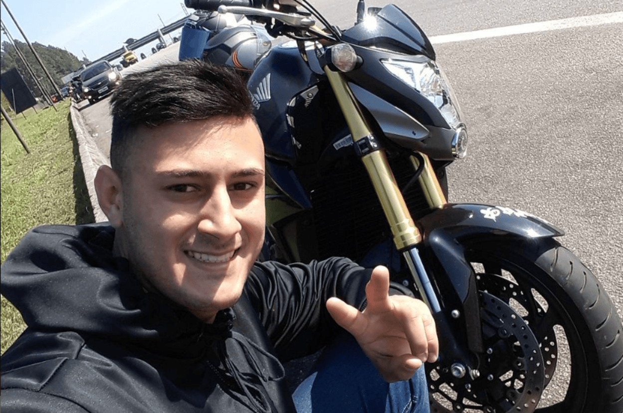 Despedida e comoção: Morador de São Bernardo é sepultado após acidente fatal de trânsito