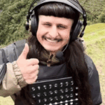 Cantor e comediante Oliver Tree morre em acidente de helicóptero no Rio de Janeiro