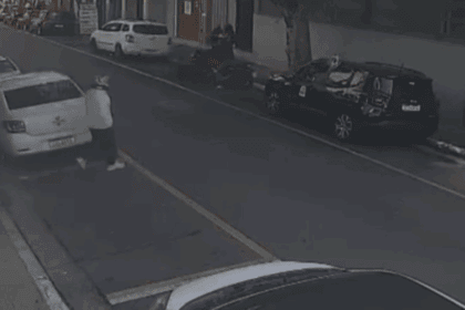 Câmeras flagram carro suspeito e moto antes de atentado contra tenente da Rota em São Caetano