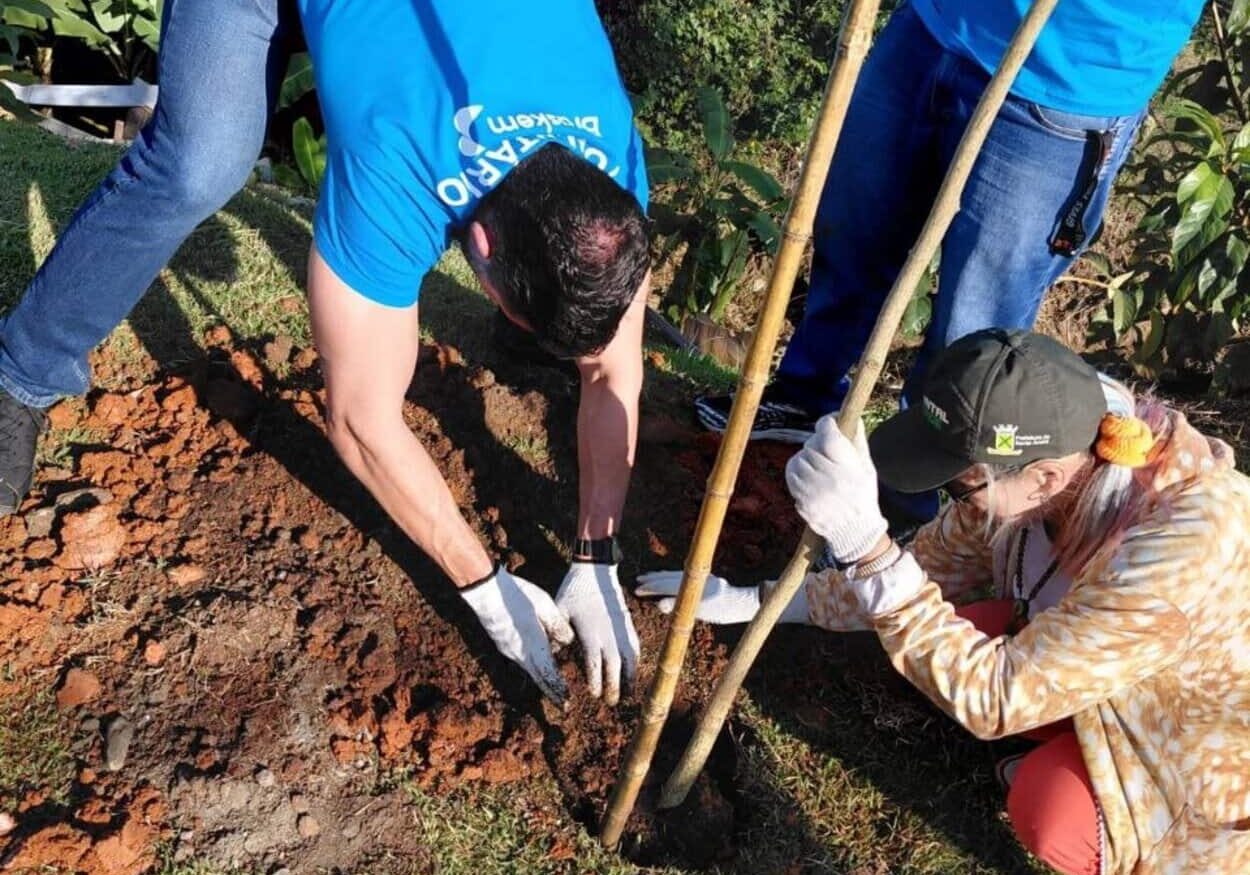 Iniciativa da Braskem em parceria com o Coletivo NASA e o Semasa, mobilizou voluntários em atividade em Santo André 
