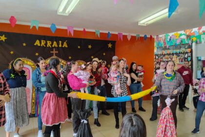 Primeiro fim de semana de festas juninas reúne centenas de famílias nas escolas municipais