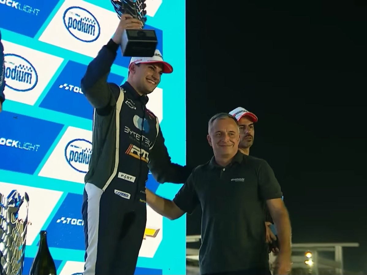 Piloto Ribeirão-pirense Vinicius Papareli conquista dois pódios na Stock Light em Cuiabá