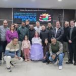 Kiara Freitas é homenageada na Câmara após conquistar título de Miss Ribeirão Pires Mirim 2026