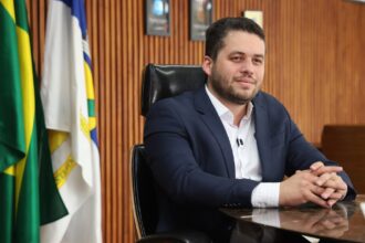 Gilvan conclui reforma administrativa que vai gerar economia de R$ 5 milhões aos cofres públicos