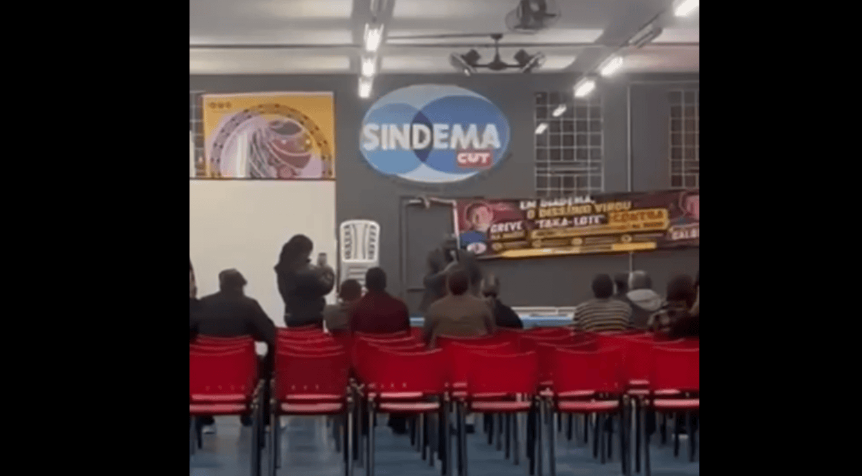 Vídeo mostra presidente de sindicato orientando servidores a fazer 'cara feia' e suspender vacinação em Diadema 