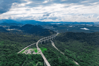 Cinquenta anos de engenharia: Rodovia dos Imigrantes celebra meio século de ligação entre SP e o litoral